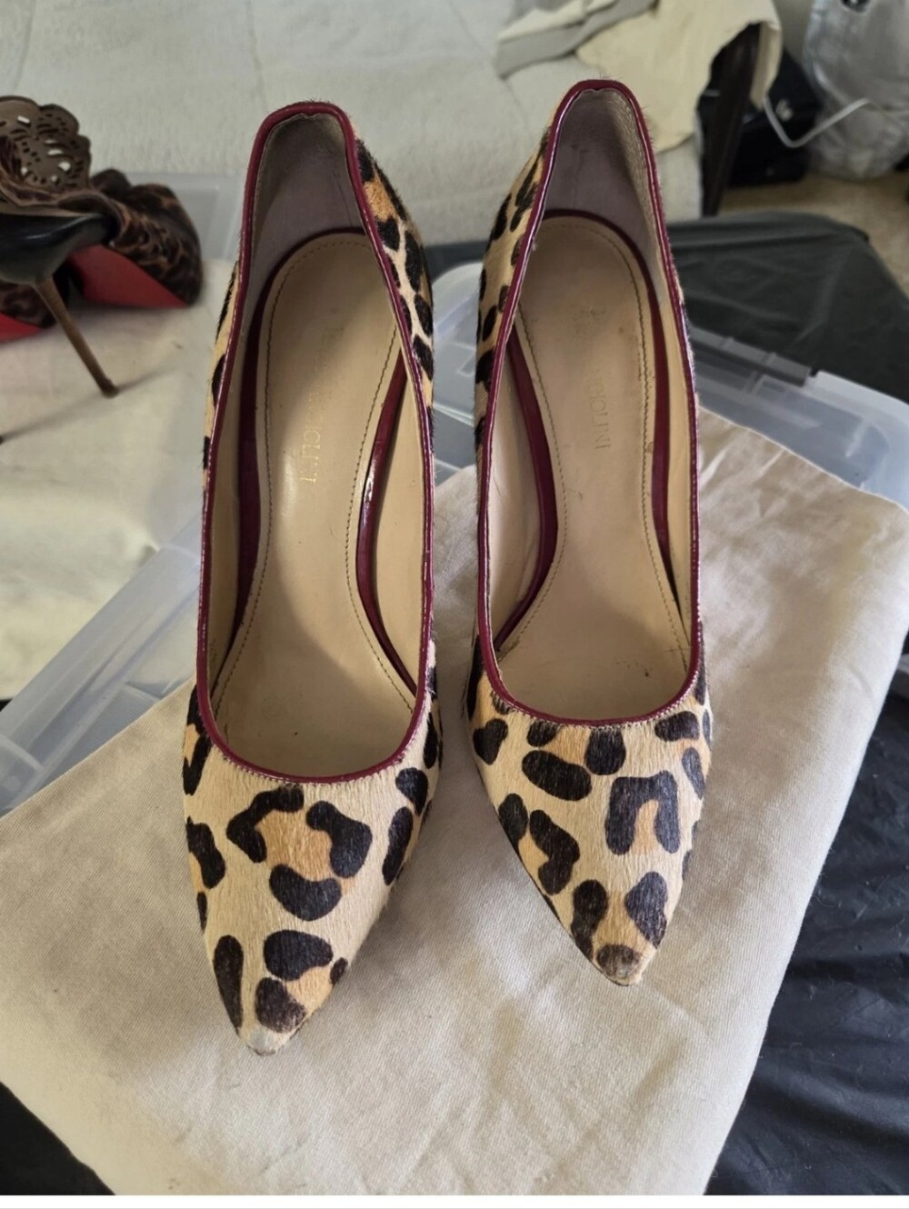 Enzo Angiolini Leopard Calf Hair Pumps Gold Stiletto Heel Women's Size 9M